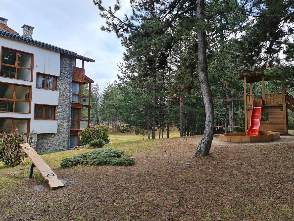 Pirin Golf Apartment Home With Private Garden บันสโก ภายนอก รูปภาพ