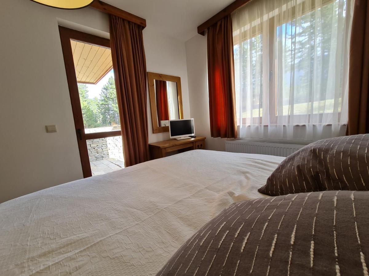 Pirin Golf Apartment Home With Private Garden บันสโก ภายนอก รูปภาพ