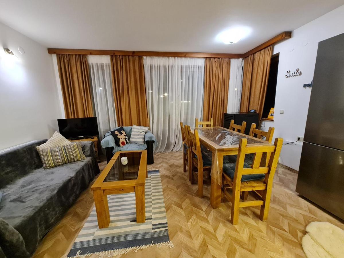Pirin Golf Apartment Home With Private Garden บันสโก ภายนอก รูปภาพ